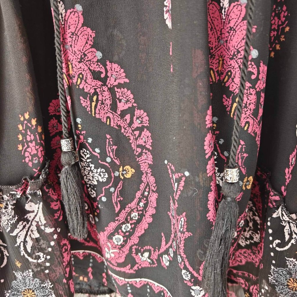 Burgundy/Black/White Women's Top, Size Large, New - Picture 4 of 4